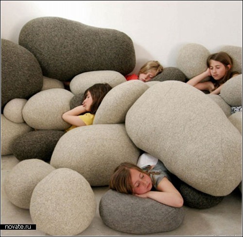 cool_pillows_25.jpg